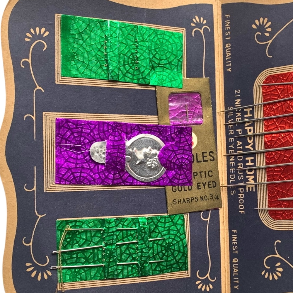 Vintage 1940’s-50’s Happy Home Needle Book Silver Eye Needles & Threader Sewing - Picture 4 of 5